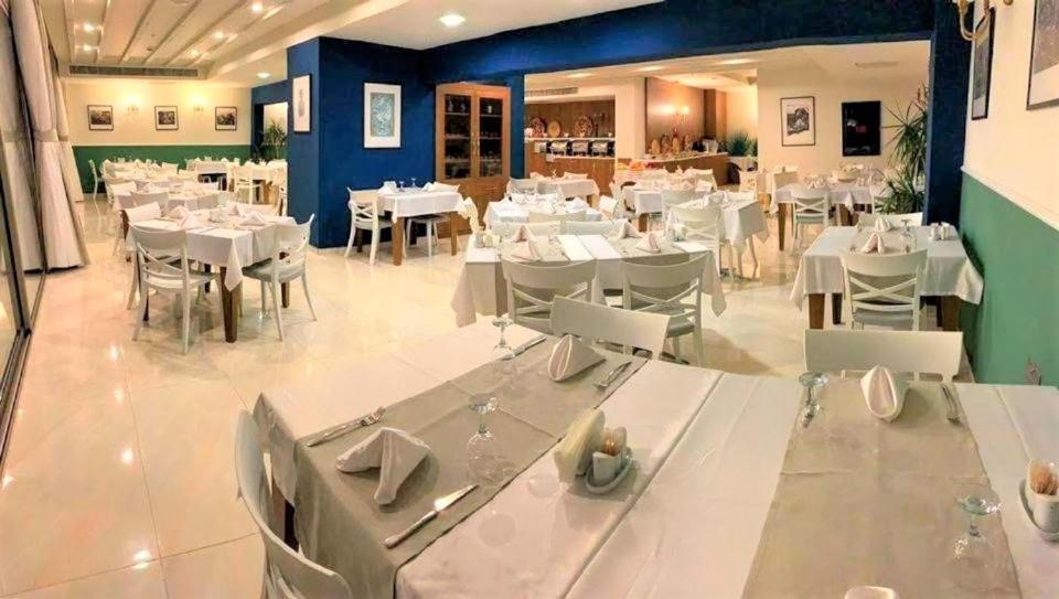 Mimoza Beachfront Hotel & Restaurant Famagouste Extérieur photo