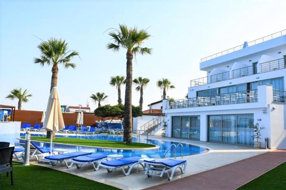 Mimoza Beachfront Hotel & Restaurant Famagouste Extérieur photo